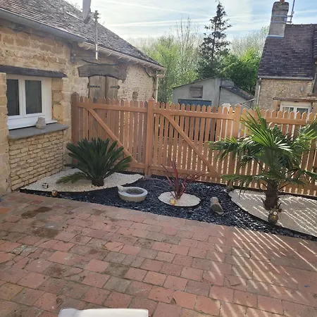 Holiday home Gite Le Refuge Des Hiboux